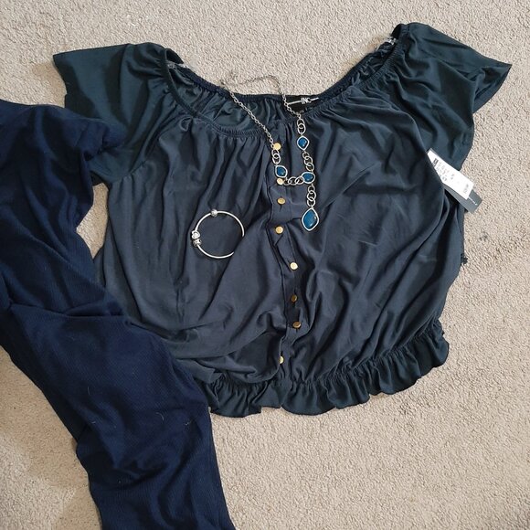 🆕Women's Peasant Blouse - Picture 1 of 7